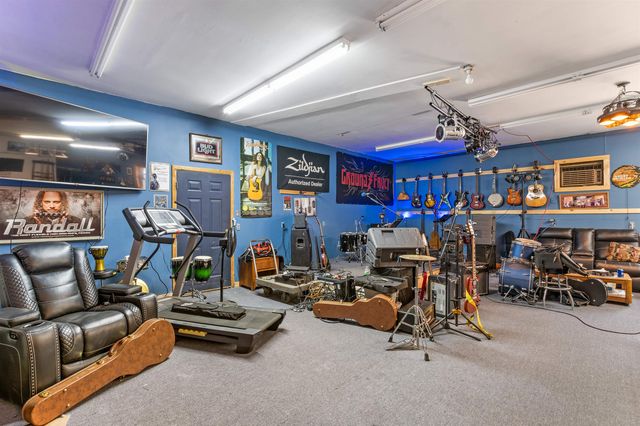 15 Forbes Hill Road, Colebrook, NH 03576