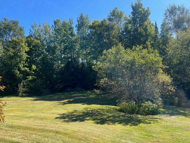 15 Forbes Hill Road, Colebrook, NH 03576