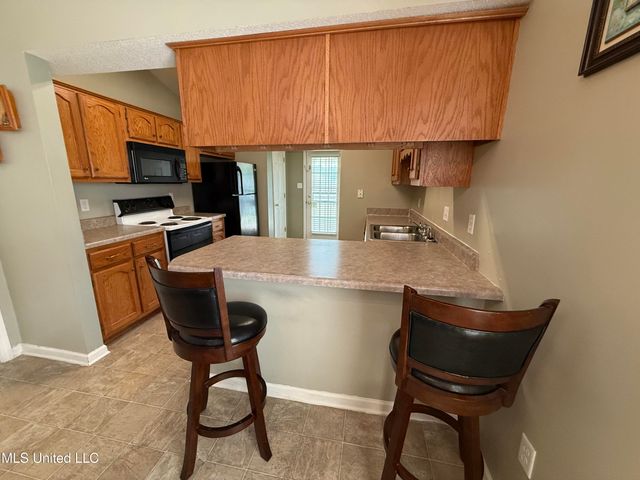 1552 Central Trails Drive, Southaven, MS 38671