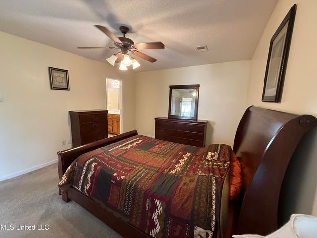 1552 Central Trails Drive, Southaven, MS 38671