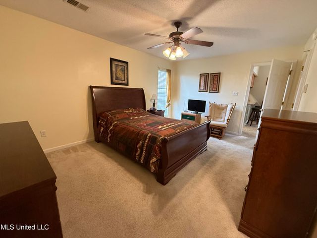 1552 Central Trails Drive, Southaven, MS 38671