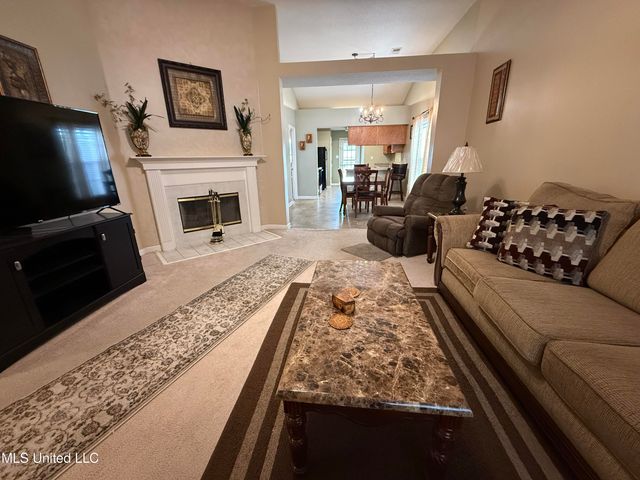 1552 Central Trails Drive, Southaven, MS 38671