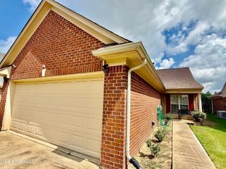 1552 Central Trails Drive, Southaven, MS 38671