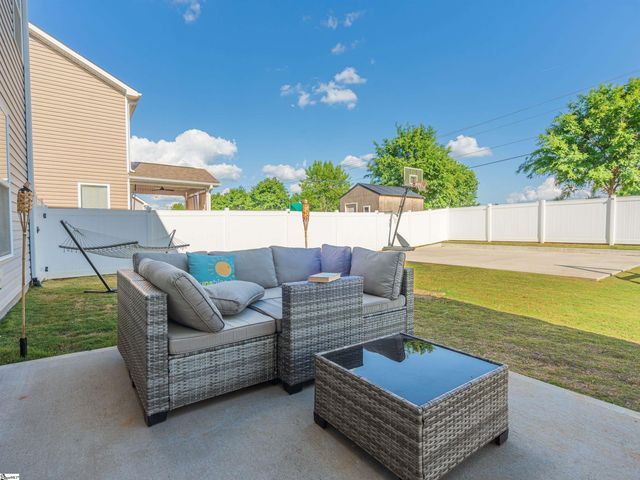 859 Ingleside Way, Duncan, SC 29334