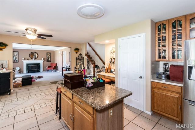 5425 Tesson Parc Court, St Louis, MO 63128