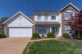 5425 Tesson Parc Court, St Louis, MO 63128