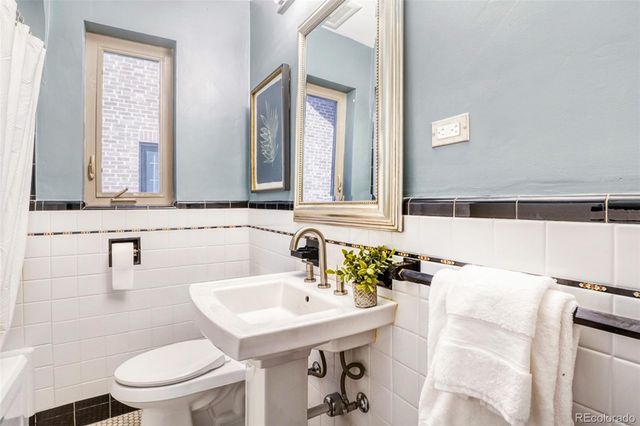 3510 W 46th Avenue, Denver, CO 80211