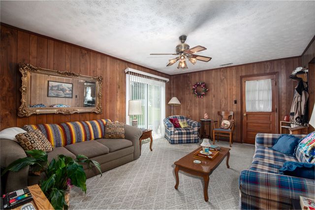 119 Angell Avenue, Versailles, KY 40383