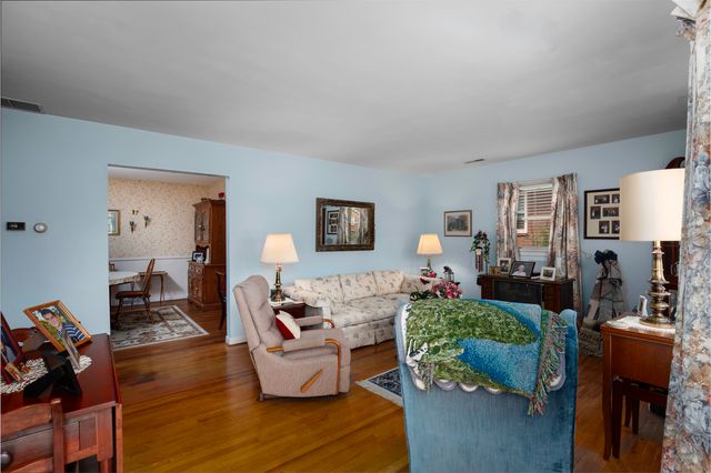 119 Angell Avenue, Versailles, KY 40383