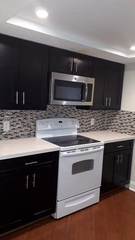 5530 NW 44th Street 301C, Lauderhill, FL 33319