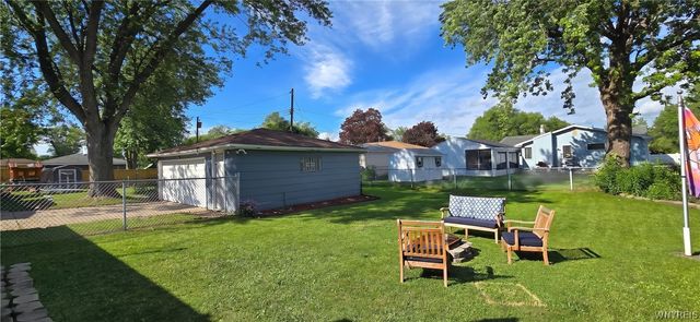 66 Coshway Place, Tonawanda, NY 14150