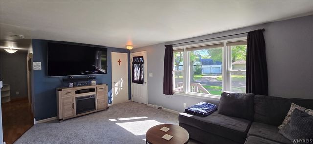 66 Coshway Place, Tonawanda, NY 14150