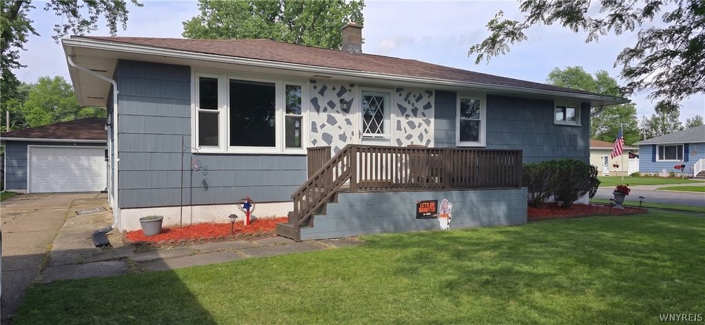 66 Coshway Place, Tonawanda, NY 14150