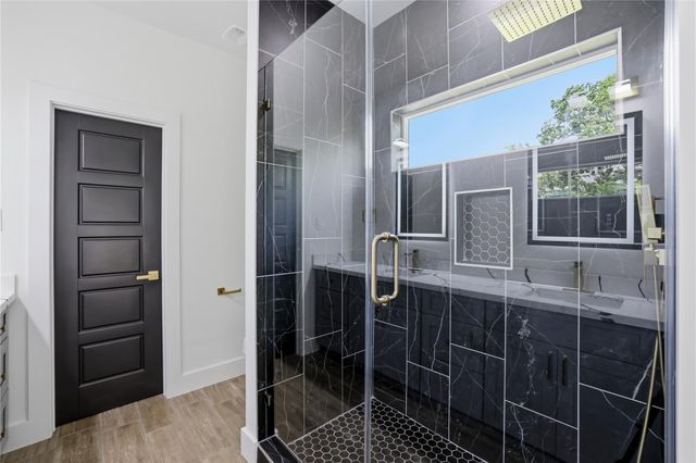 5515 Elm Springs Drive, Houston, TX 77048