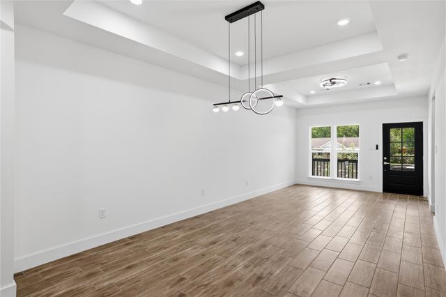 5515 Elm Springs Drive, Houston, TX 77048