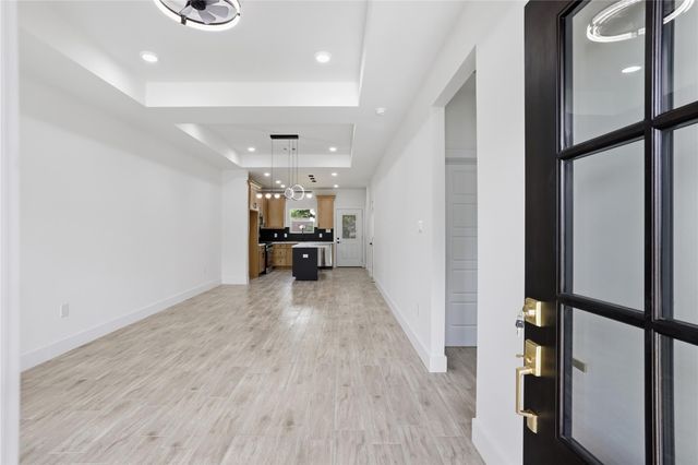 5515 Elm Springs Drive, Houston, TX 77048