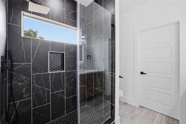 5515 Elm Springs Drive, Houston, TX 77048
