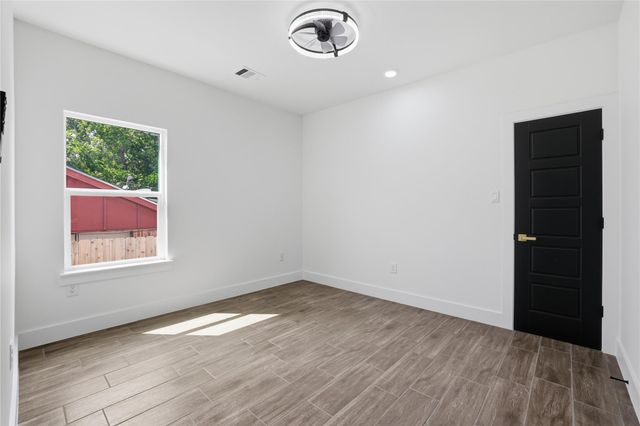 5515 Elm Springs Drive, Houston, TX 77048