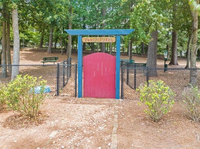 3709 Maple Shade Drive SW, Gainesville, GA 30504