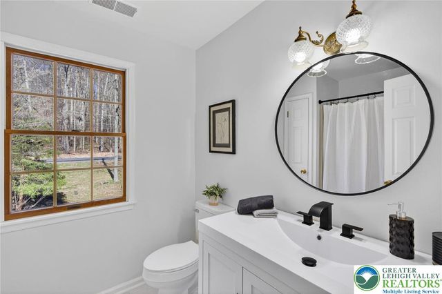 2635 Possum Hollow Road, Milford Twp, PA 18036