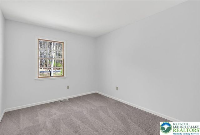 2635 Possum Hollow Road, Milford Twp, PA 18036