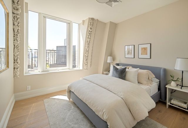 61 Hall Street PH 18, Waltham, MA 02453