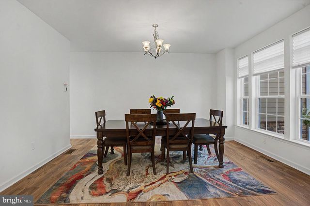 2668 HOLLOW VIEW DR, Easton, PA 18040