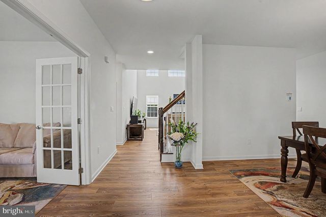 2668 HOLLOW VIEW DR, Easton, PA 18040