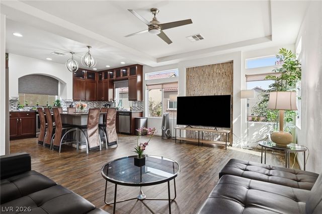 6414 Jackson Spring Road, Las Vegas, NV 89118