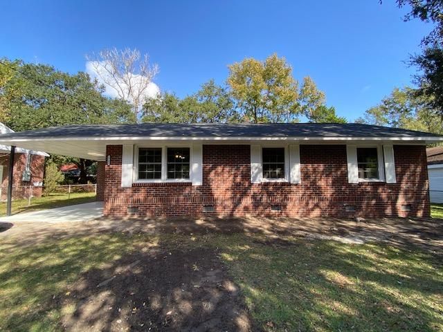 2708 Busch Avenue, North Charleston, SC 29405