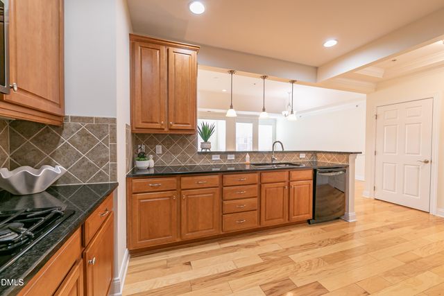 10510 Rosegate Court 301, Raleigh, NC 27617