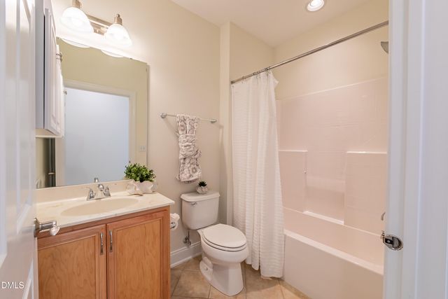 10510 Rosegate Court 301, Raleigh, NC 27617