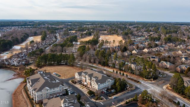 10510 Rosegate Court 301, Raleigh, NC 27617