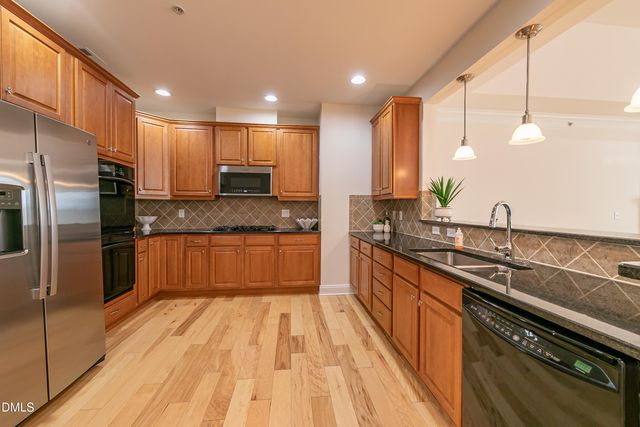 10510 Rosegate Court 301, Raleigh, NC 27617