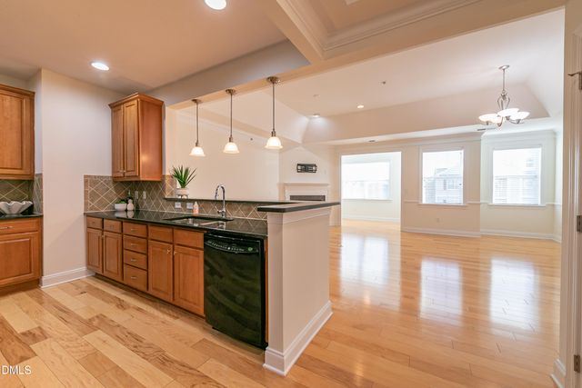 10510 Rosegate Court 301, Raleigh, NC 27617