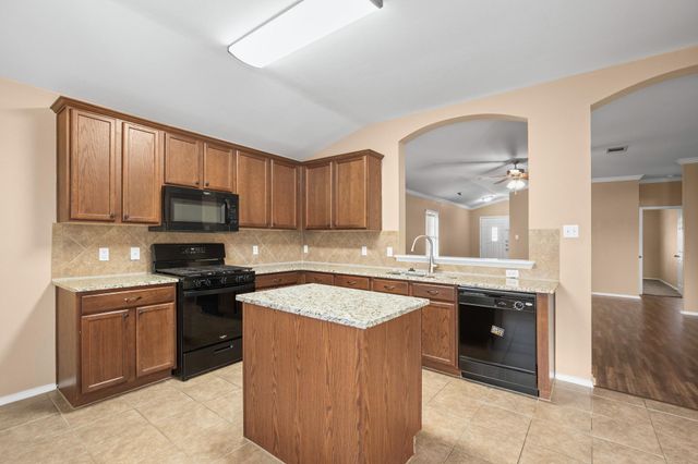 20321 Merlin Falcon TRL, Pflugerville, TX 78660