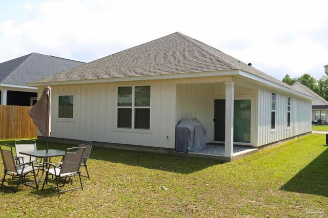 5361 Parkside Dr, Pace, FL 32571