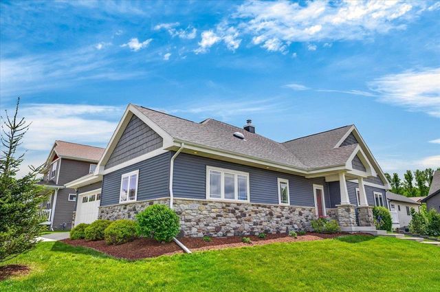 2003 Raptor Drive, Verona, WI 53593