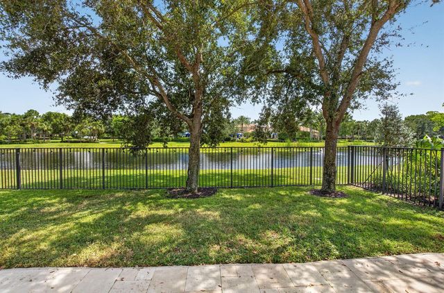 8142 Kendria Cove Terrace, Boynton Beach, FL 33473