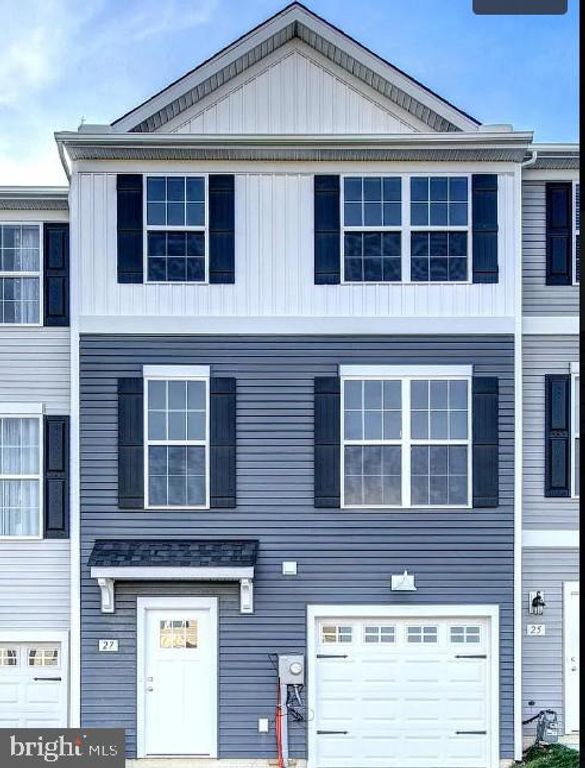 JACKSON AVE, Waynesboro, PA 17268