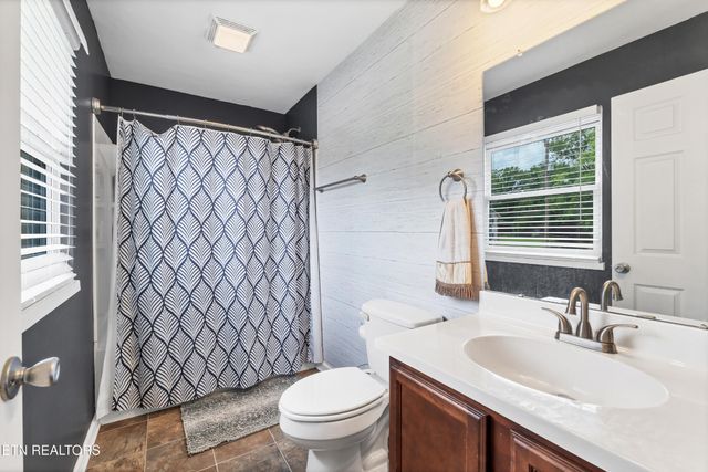 315 Arbor Drive, Maryville, TN 37804