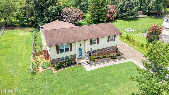 315 Arbor Drive, Maryville, TN 37804