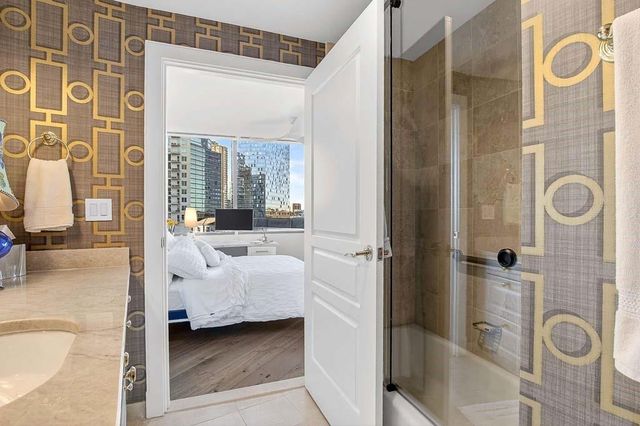 700 Park Regency NE Place 1106, Atlanta, GA 30326