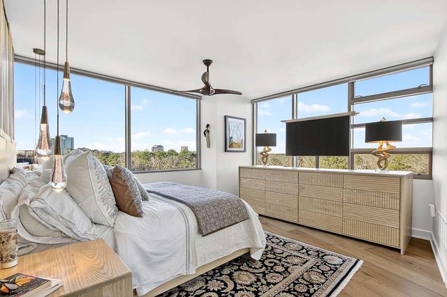 700 Park Regency NE Place 1106, Atlanta, GA 30326