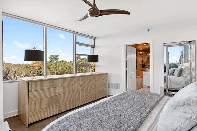 700 Park Regency NE Place 1106, Atlanta, GA 30326