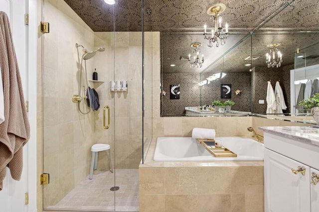 700 Park Regency NE Place 1106, Atlanta, GA 30326