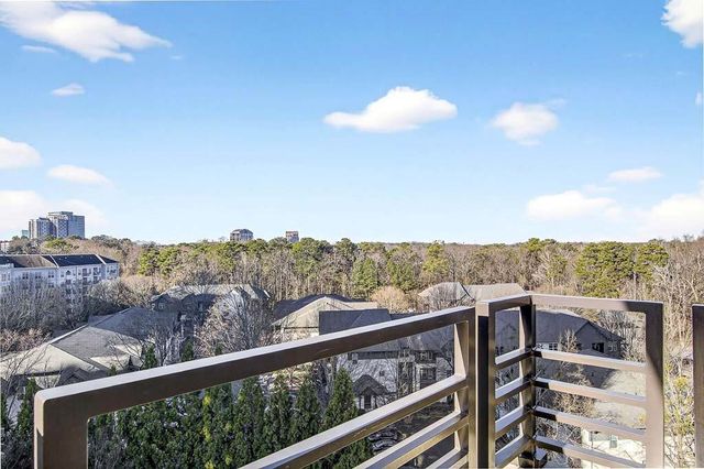 700 Park Regency NE Place 1106, Atlanta, GA 30326