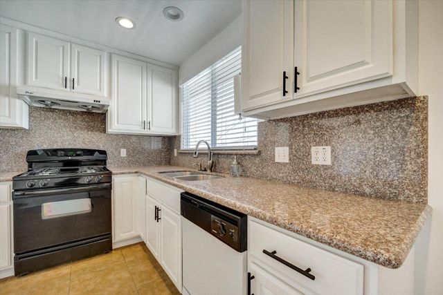 16876 Ehle Street, Castro Valley, CA 94578
