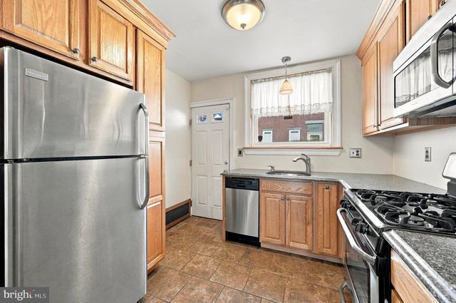 1327 WHARTON ST, Philadelphia, PA 19147