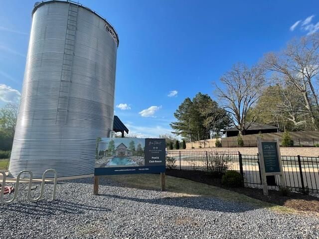 322 Pacer Lane, Dalton, GA 30721